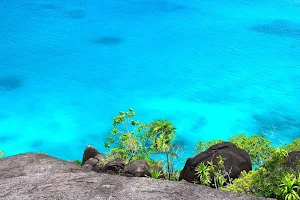Cyan wallpapers Screenshot 1