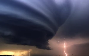 Tornado Wallpapers Screenshot 0