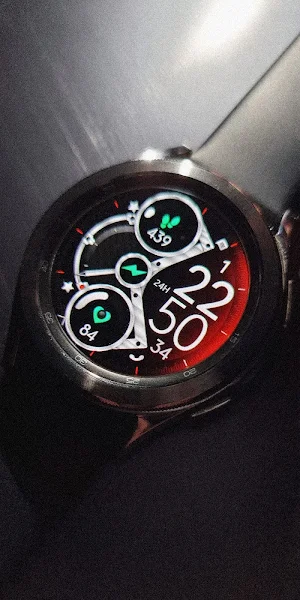Dream 100 - Metal Watch Face Screenshot 0