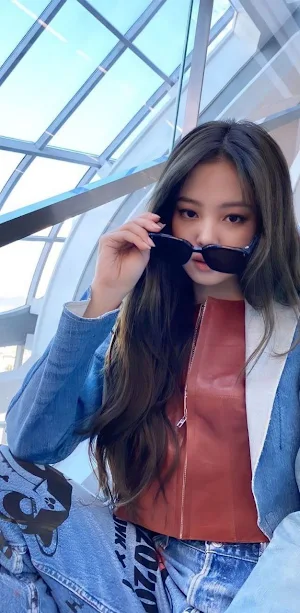 Jennie Blackpink Wallpaper 4K Screenshot 0
