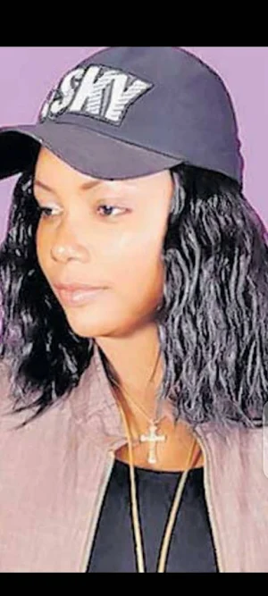 Christina Shusho Songs Screenshot 2