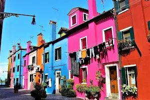 Cool buildings wallpapers Screenshot 2