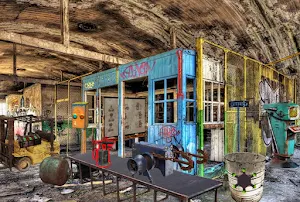 Escape Uncharted Territory Screenshot 2