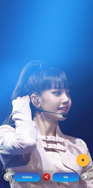 Lisa Blackpink Wallpaper Screenshot 1