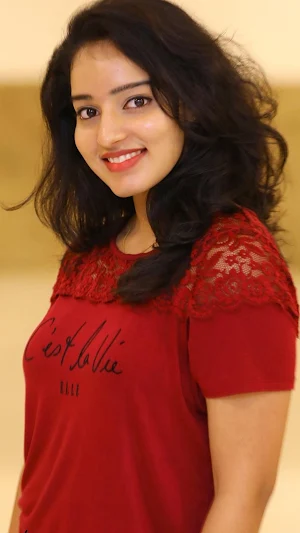 Malavika Menon Wallpapers HD Screenshot 3