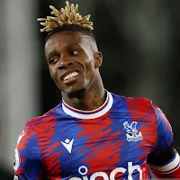 Crystal Palace 4K Wallpapers