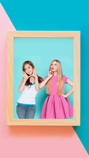 Take pictures With Kwon Yuri (SNSD) Screenshot 3