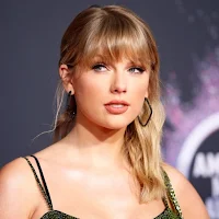 Taylor Swift Wallpaper HD 2024