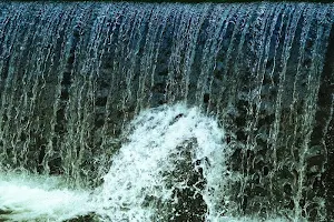 Waterfall wallpapers Screenshot 1