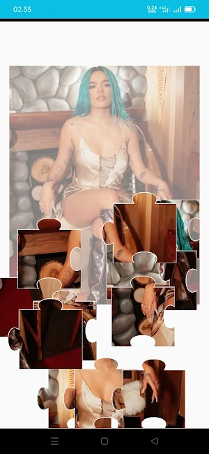 Puzzle Karol G Game Jigsaw Screenshot 2