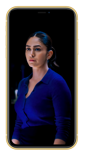 Mrunal Thakur HD Wallpaper Screenshot 1
