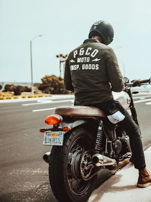 Biker Photoshoot Wallpapers Screenshot 0