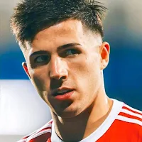 Enzo Fernandez 4K Wallpaper