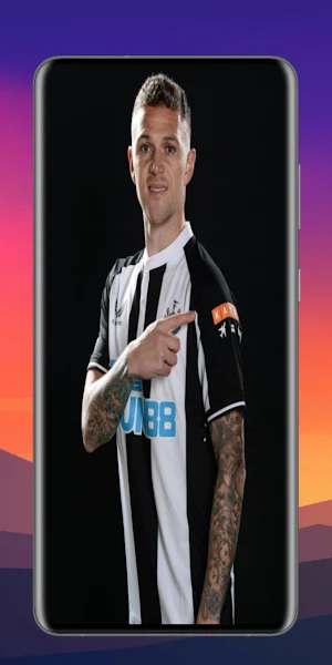 Kieran Trippier 4K Wallpaper Screenshot 3