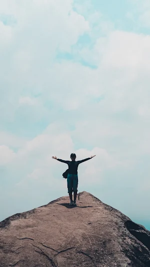 Hiking Wallpaper Screenshot 0
