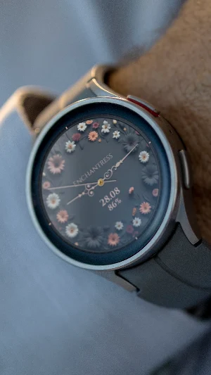 Enchantress Watchface Screenshot 2