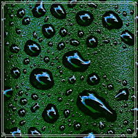Water drop Wallpaper