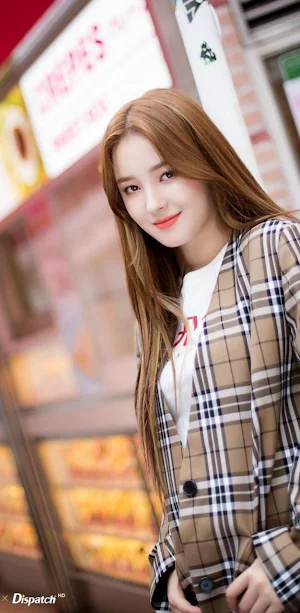 Nancy Momoland Wallpaper 4K HD Screenshot 3
