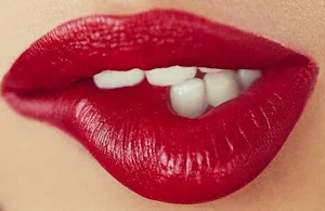 Lips wallpapers for girls Screenshot 0