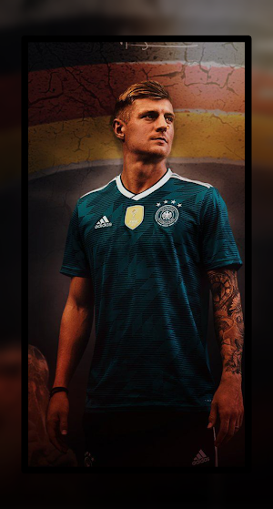Toni Kroos Wallpaper HD Screenshot 1