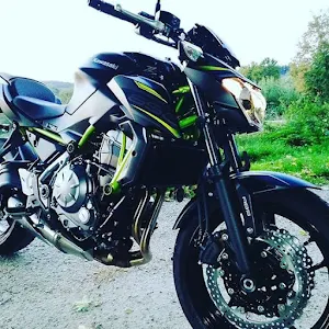 Kawasaki Z650 Wallpapers Screenshot 2