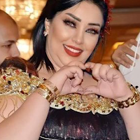 شابة دليلة