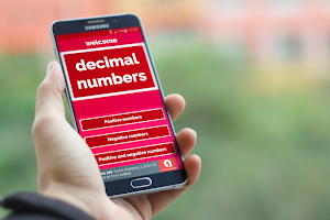 Compare decimal numbers: Math Screenshot 0