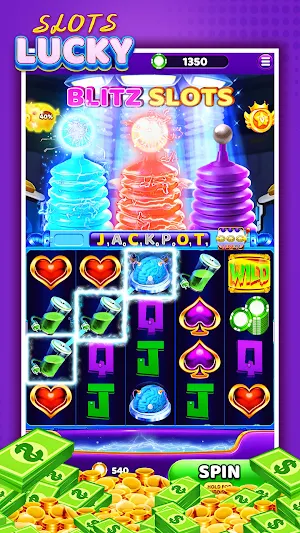 Lucky Blitz Slots Game Screenshot 1
