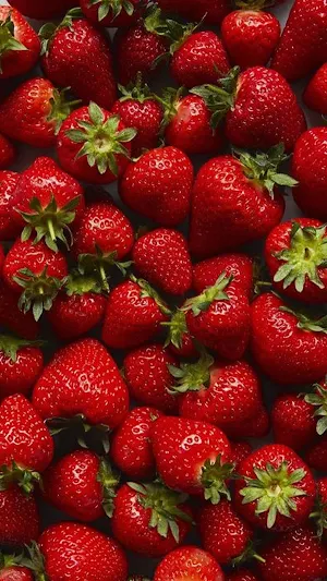 Strawberry Wallpaper Screenshot 0