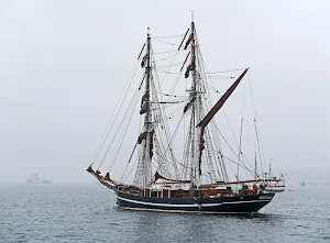 Ship wallpapers Screenshot 3