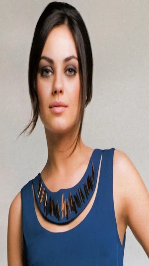 Mila Kunis Wallpapers HD Screenshot 1