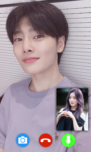 Stray Kids Chat and Video Call Screenshot 3