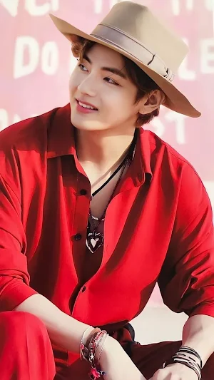 V (Kim Taehyung) Wallpapers Screenshot 0