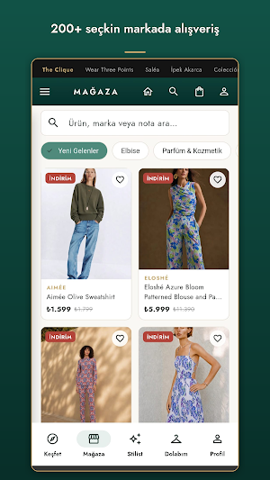 The Clique: Fashion AI Stylist Screenshot 3