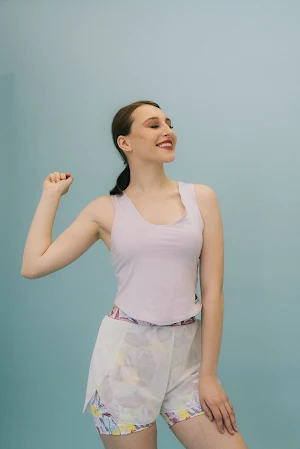 Sexy Girls Wearing Nighty Screenshot 1