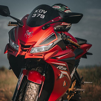 Yamaha R15 Wallpapers