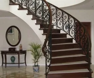 Household of Stairs Screenshot 1