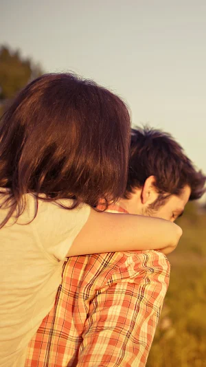young couple wallpaper Screenshot 0