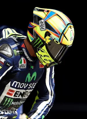 Valentino Rossi HD Wallpaper Screenshot 2