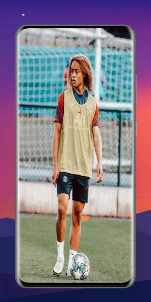 Xavi Simons 4K Wallpaper Screenshot 1