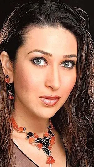 Karishma Kapoor Wallpapers HD Screenshot 0