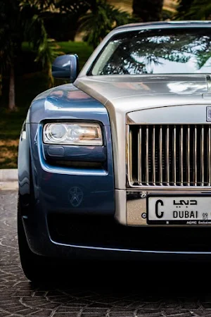 Rolls royce Dawn car Wallpaper Screenshot 1