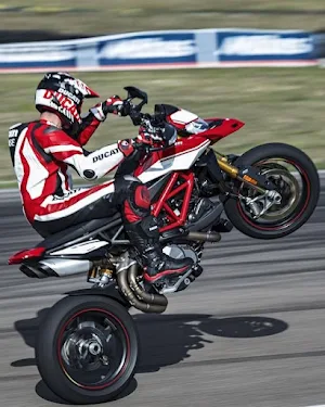 Ducati Hypermotard Wallpapers Screenshot 1
