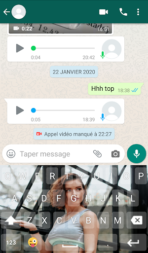 Sexy Girls Keyboard Emoji Screenshot 1