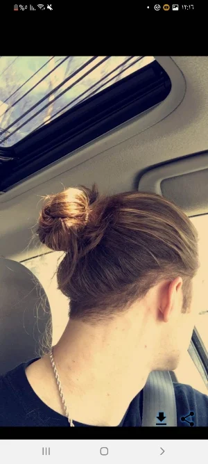 long hair man Screenshot 2