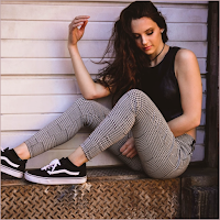 Sexy Girls Wearing Trousers