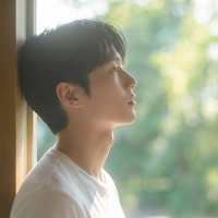 유월 — 로맨스, 각본 없음.