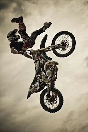 Dirt Bike Stunt Wallpaper Screenshot 3
