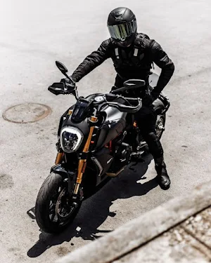 Ducati Diavel Wallpapers Screenshot 1