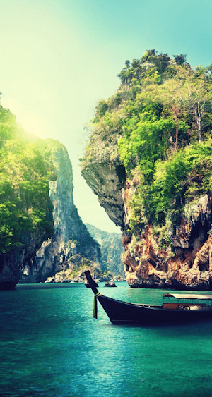 Traveler Wallpaper Screenshot 3